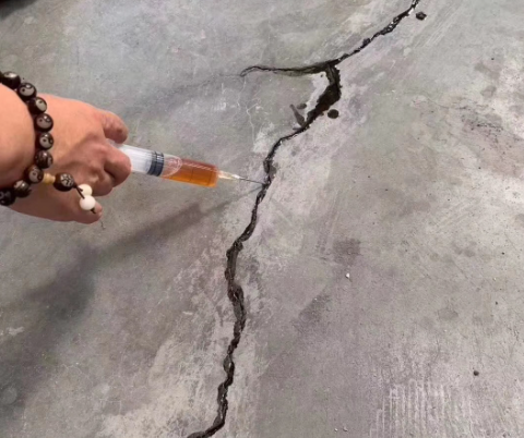 重庆混凝土裂缝修补技术详解​